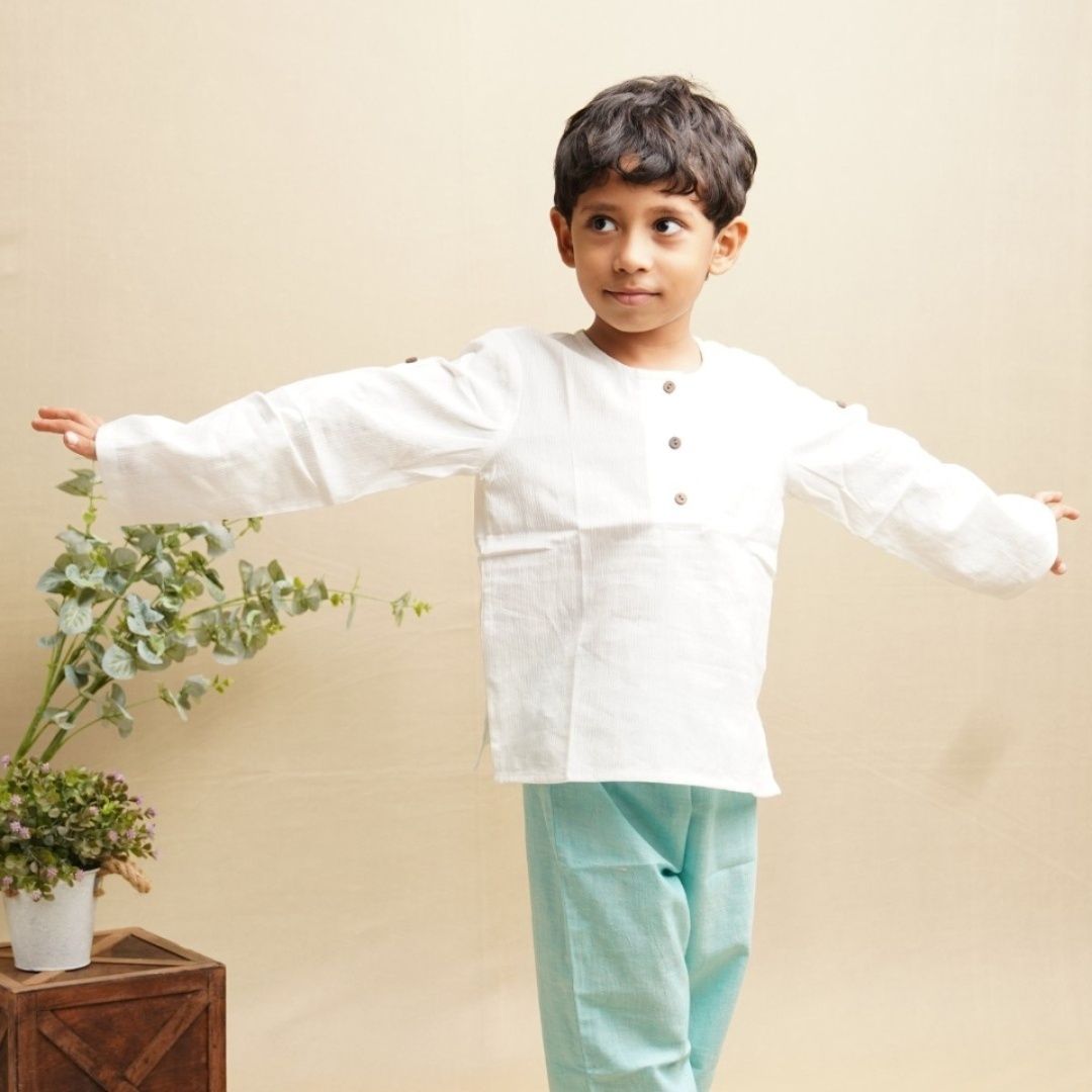 Sleek Sleeve' - Boys' Button-Down Sleeve Shirt