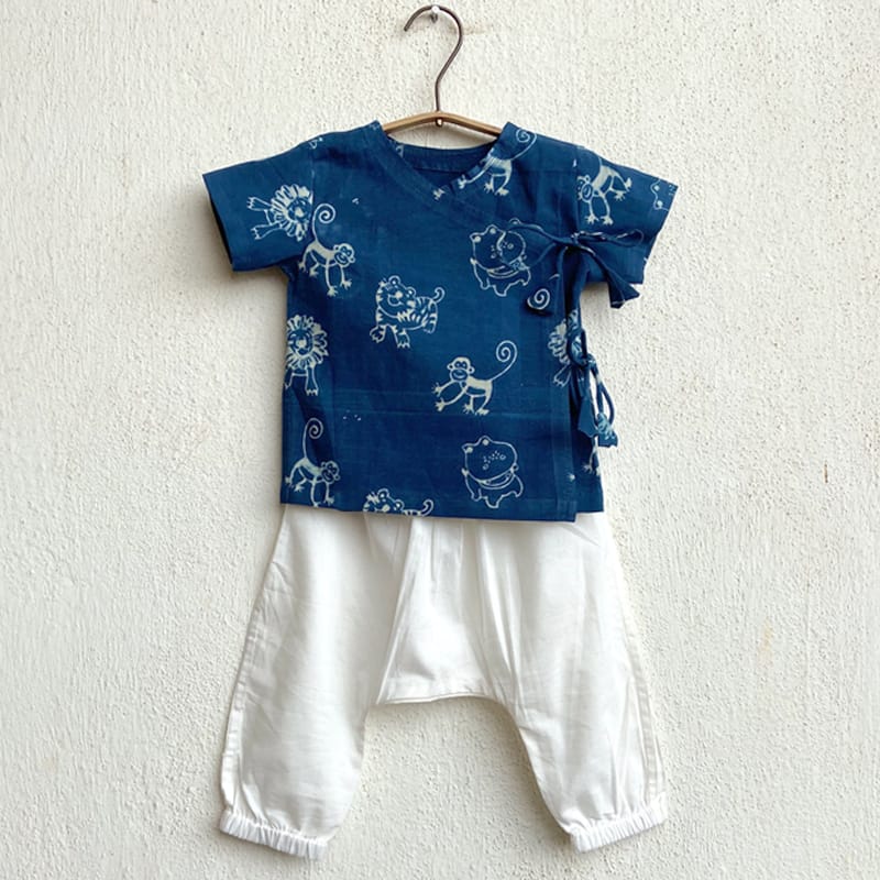 WHITEWATER KIDS UNISEX ORGANIC ZOO PRINT INDIGO ANGARAKHA TOP + WHITE PANTS