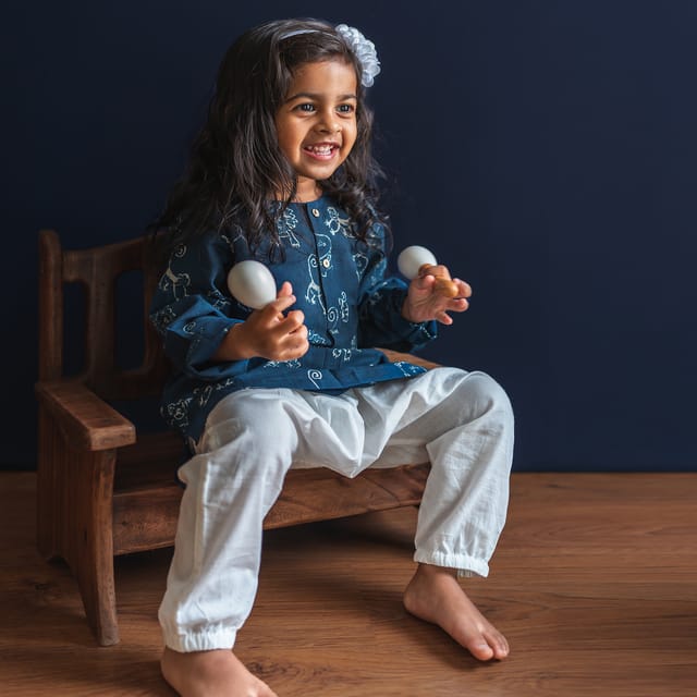 WHITEWATER KIDS UNISEX ORGANIC ZOO PRINT INDIGO KURTA + WHITE PANTS