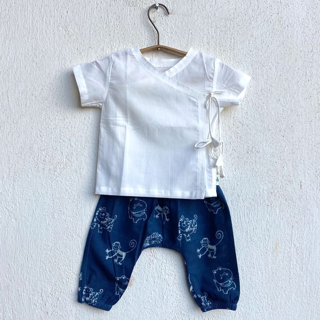 WHITEWATER KIDS UNISEX ORGANIC WHITE ANGRAKHA TOP+ZOO PRINT INDIGO PANTS