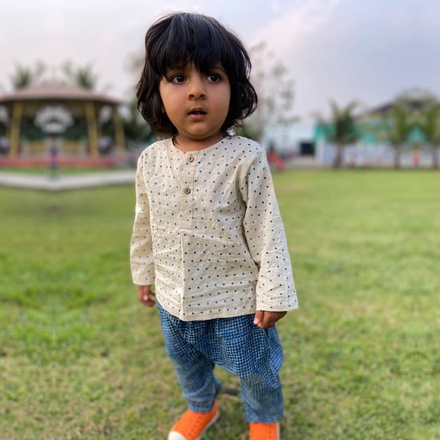 WHITEWATER KIDS UNISEX ORGANIC INDIGO RAIDANA KURTA + INDIGO CHECK PANTS