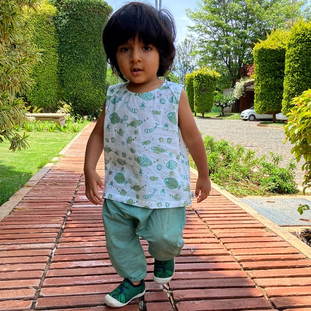 WHITEWATER KIDS UNISEX ORGANIC KOI JHABLA WITH MINT PANTS