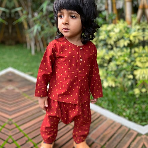 WHITEWATER KIDS UNISEX ORGANIC MADDER RAIDANA KURTA +  MATCHING PANTS